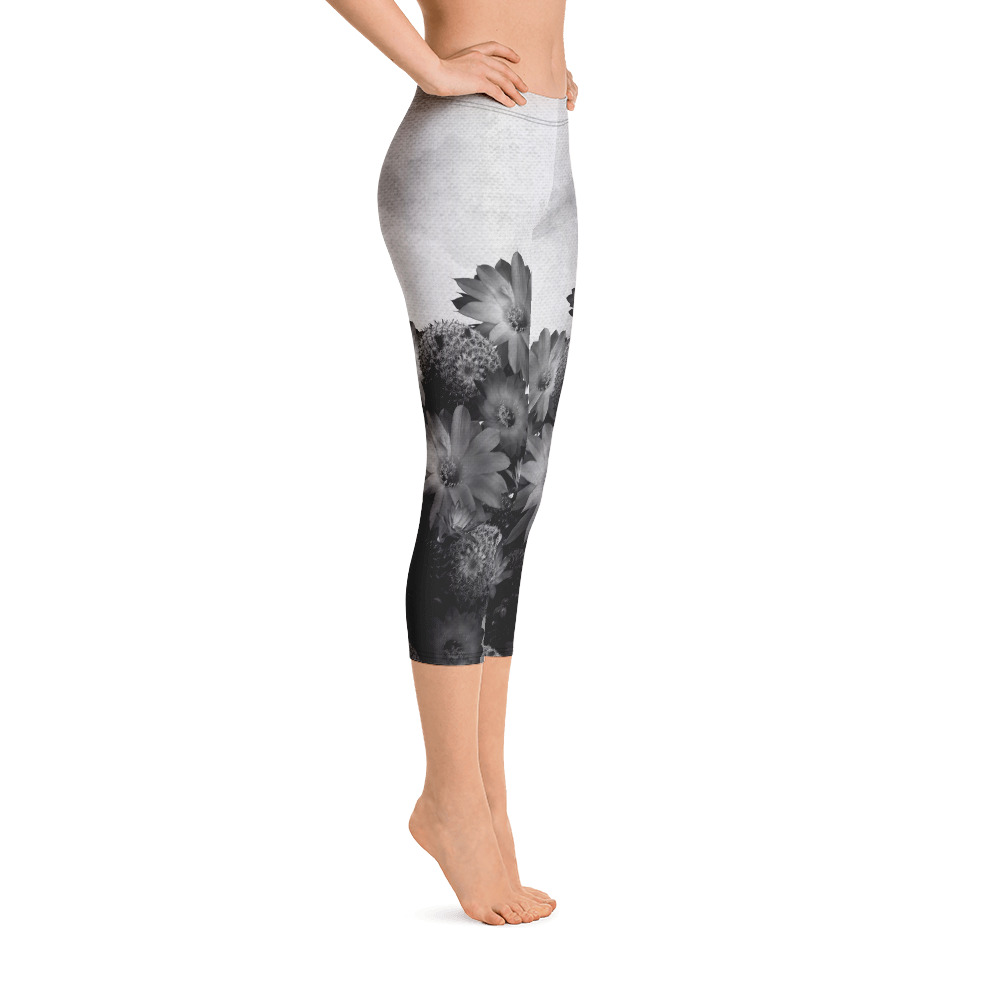 Cacti Capri Leggings - Image 4
